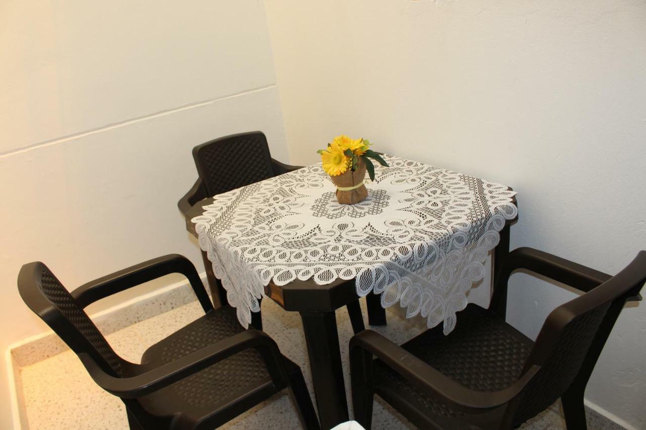 Apartamentos Excelente Ubicacion Medellin Bagian luar foto